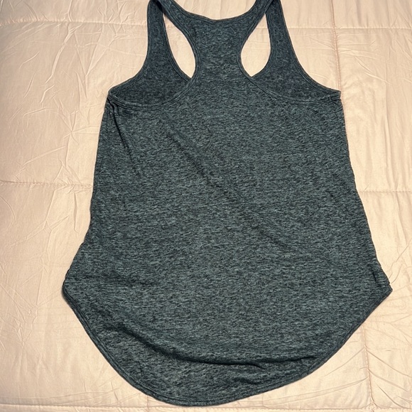 AE Tank - Picture 2 of 3